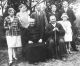 Neubauer/Neubauer_Familienfoto_GREY.jpg